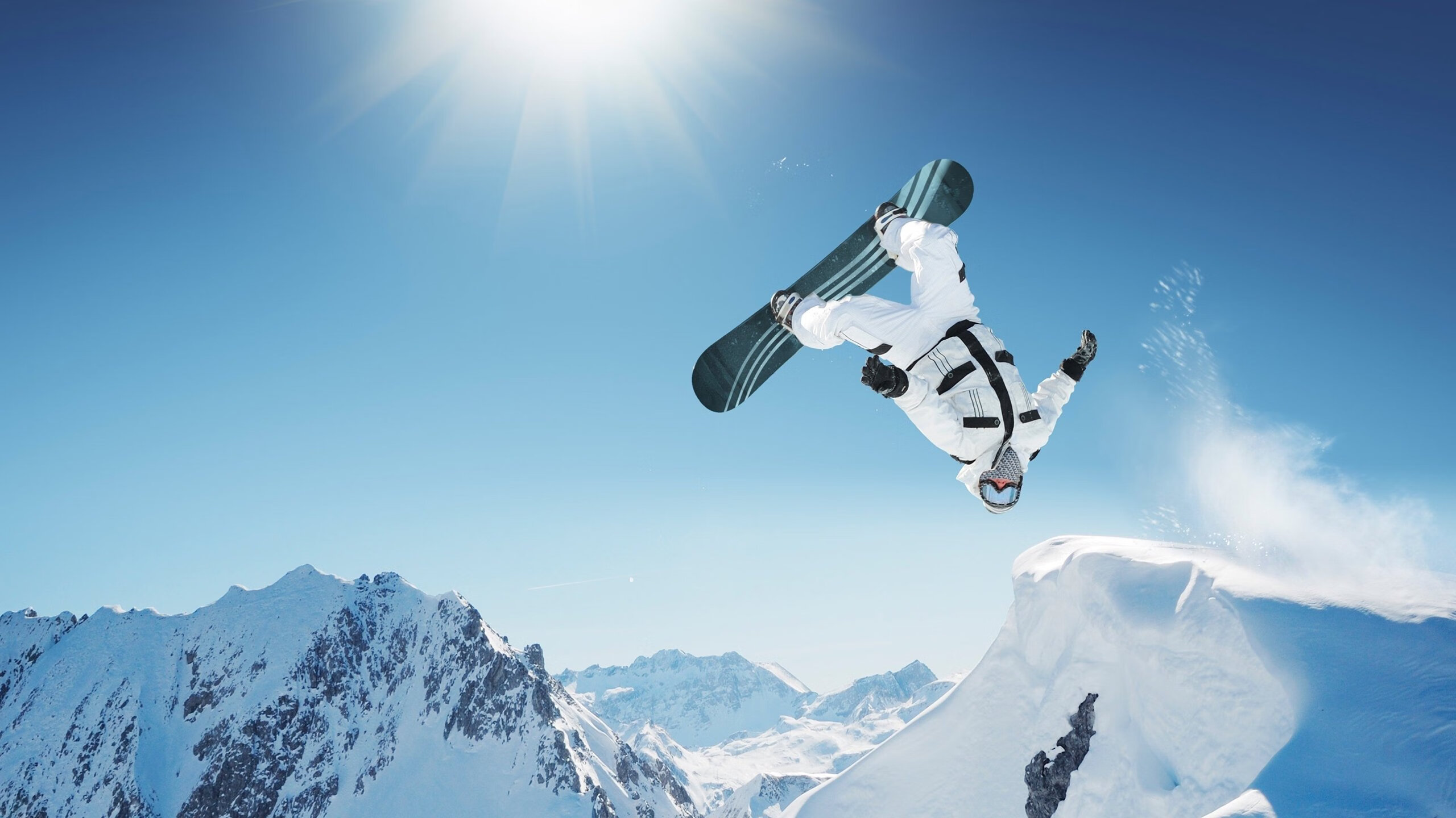 中小学体育课程内容丰富多样,中小学体育课的重要性